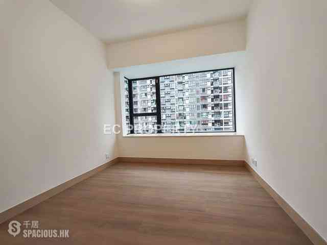 Mid Levels Central - 62B, Robinson Road 13
