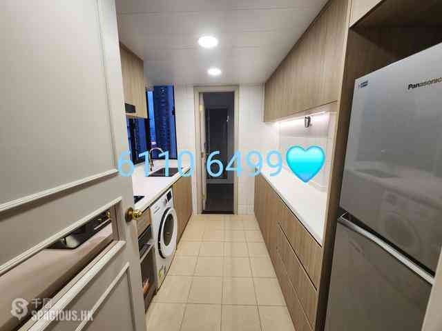 Mid Levels Central - 62B, Robinson Road 06