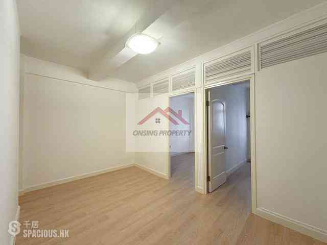 Causeway Bay - Lei Ha Court 04
