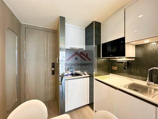 Sai Ying Pun - The Queens 03