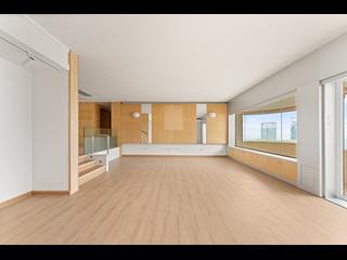 Mid Levels Central - Garden Terrace 07