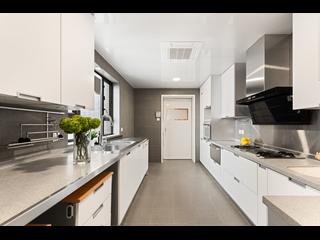 Mid Levels Central - Garden Terrace 13