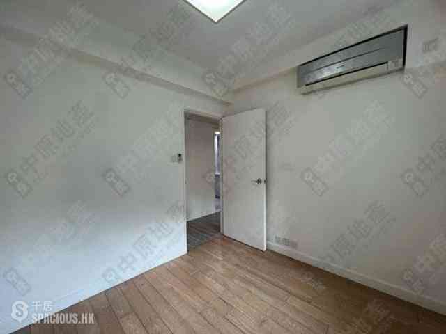 Mid Levels Central - Goldwin Heights 07