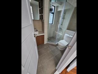 Mid Levels Central - 62B, Robinson Road 04