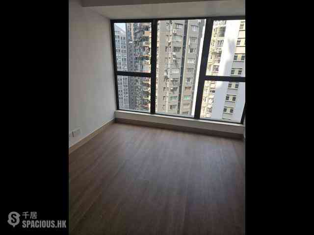 Mid Levels Central - 62B, Robinson Road 07