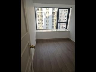 Mid Levels Central - 62B, Robinson Road 08