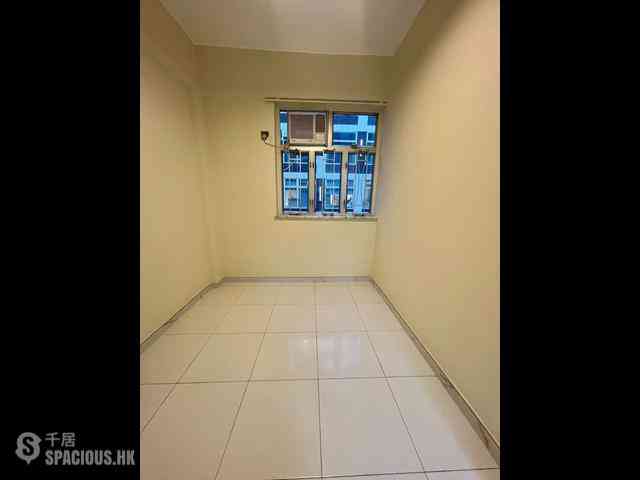 Causeway Bay - Tai Wah Building 06