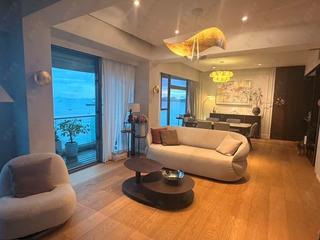 Pok Fu Lam - Villas Sorrento 03