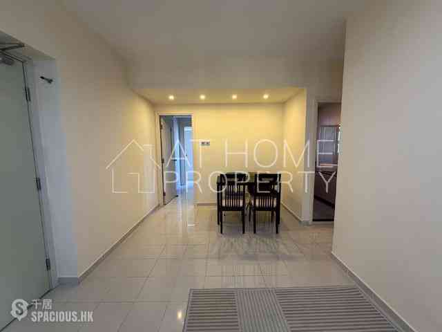 Mid Levels West - Bonanza Court 02