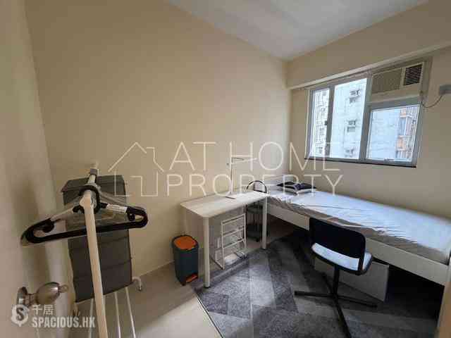 Mid Levels West - Bonanza Court 05