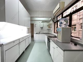 Happy Valley - Antonia House 09