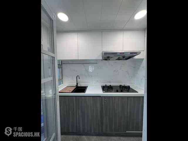 Kennedy Town - Pearl Court 04