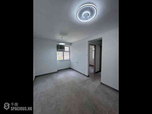Kennedy Town - Pearl Court 08