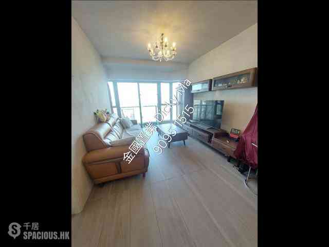 Tsim Sha Tsui - The Victoria Towers 01