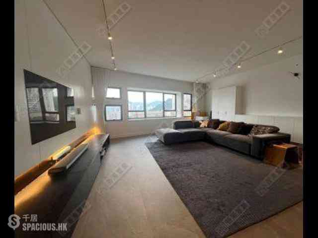 Mid Levels Central - Birchwood Place 03