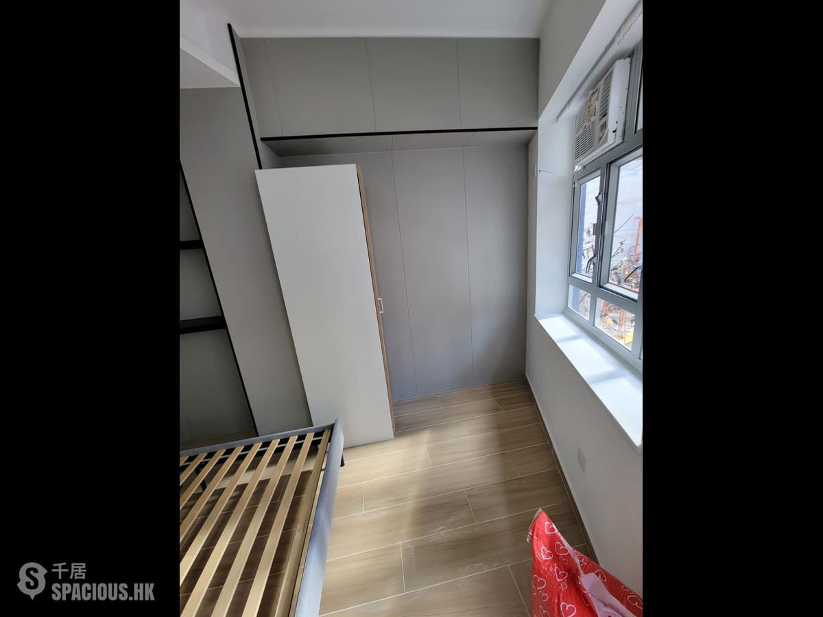Soho - 24, Elgin Street 01