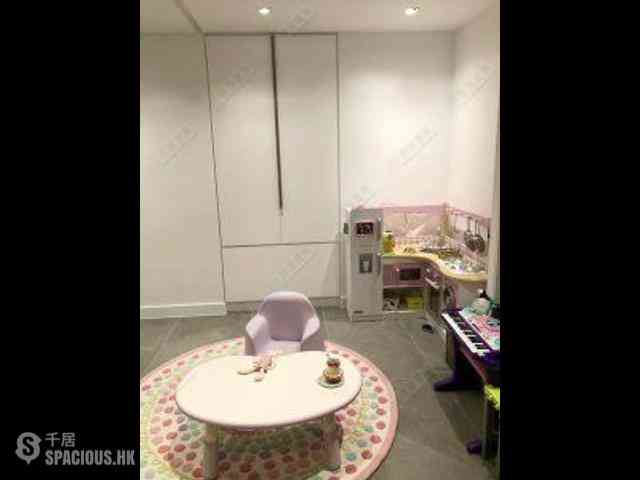 Mid Levels Central - Birchwood Place 14