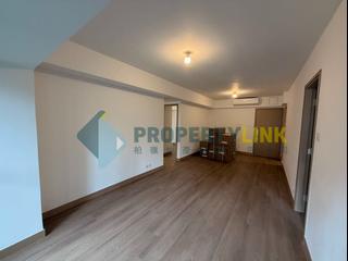 Mid Levels Central - 62B, Robinson Road 02