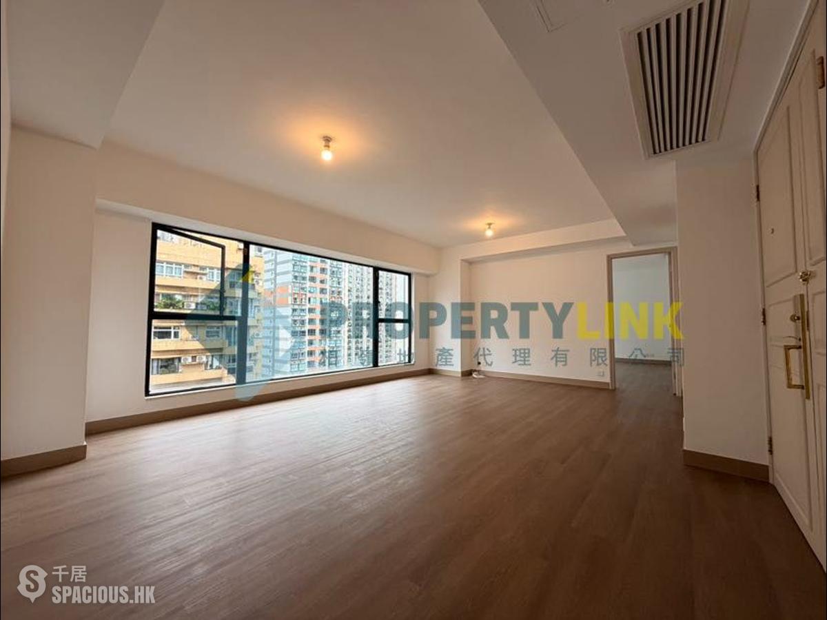 Mid Levels Central - 62B, Robinson Road 01