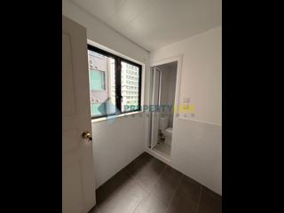 Mid Levels Central - 62B, Robinson Road 06