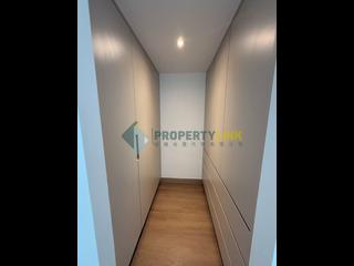 Mid Levels Central - 62B, Robinson Road 11