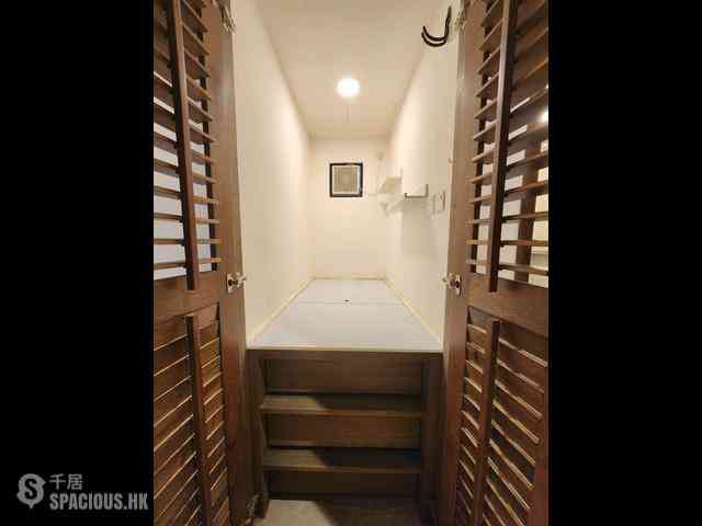 Mid Levels Central - Goldwin Heights 08