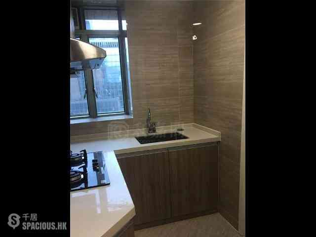 Tsim Sha Tsui - The Victoria Towers Tower 3 02