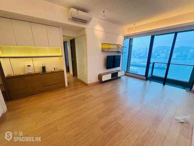 West Kowloon - The Arch 01