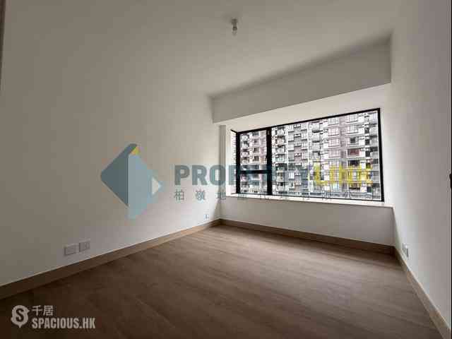 Mid Levels Central - 62B, Robinson Road 11