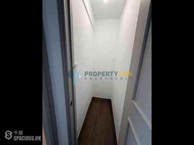 Mid Levels Central - 62B, Robinson Road 14