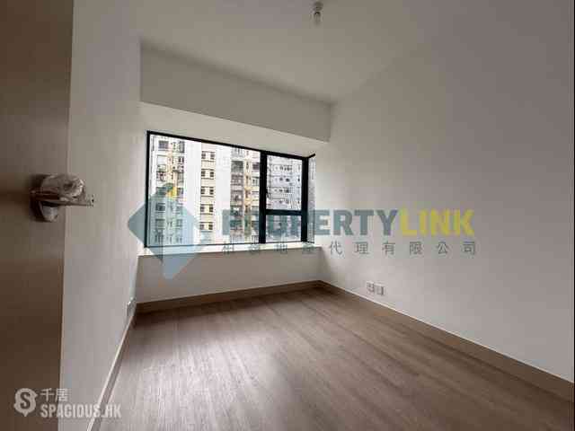 Mid Levels Central - 62B, Robinson Road 05