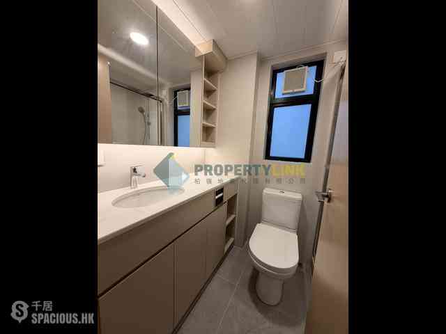 Mid Levels Central - 62B, Robinson Road 09