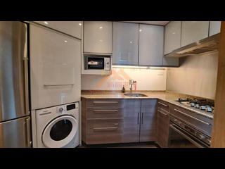 Mid Levels Central - Goldwin Heights 08