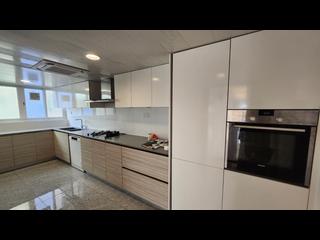 Pok Fu Lam - Villa Cecil Phase 2 04