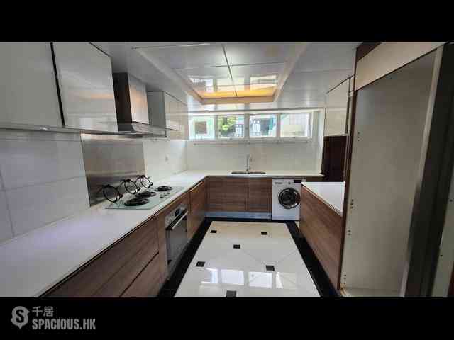 Pok Fu Lam - Villa Cecil Phase 3 04