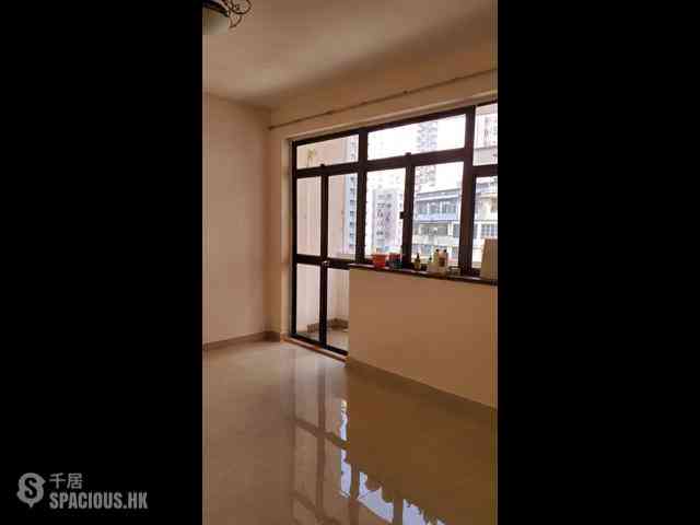 Mid Levels West - Hing Wah Mansion 02