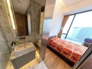 Wan Chai - The Gloucester 04