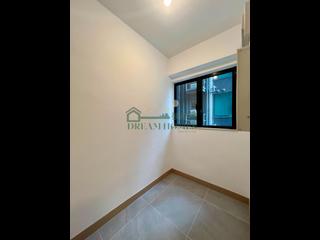 Mid Levels Central - 62B, Robinson Road 12