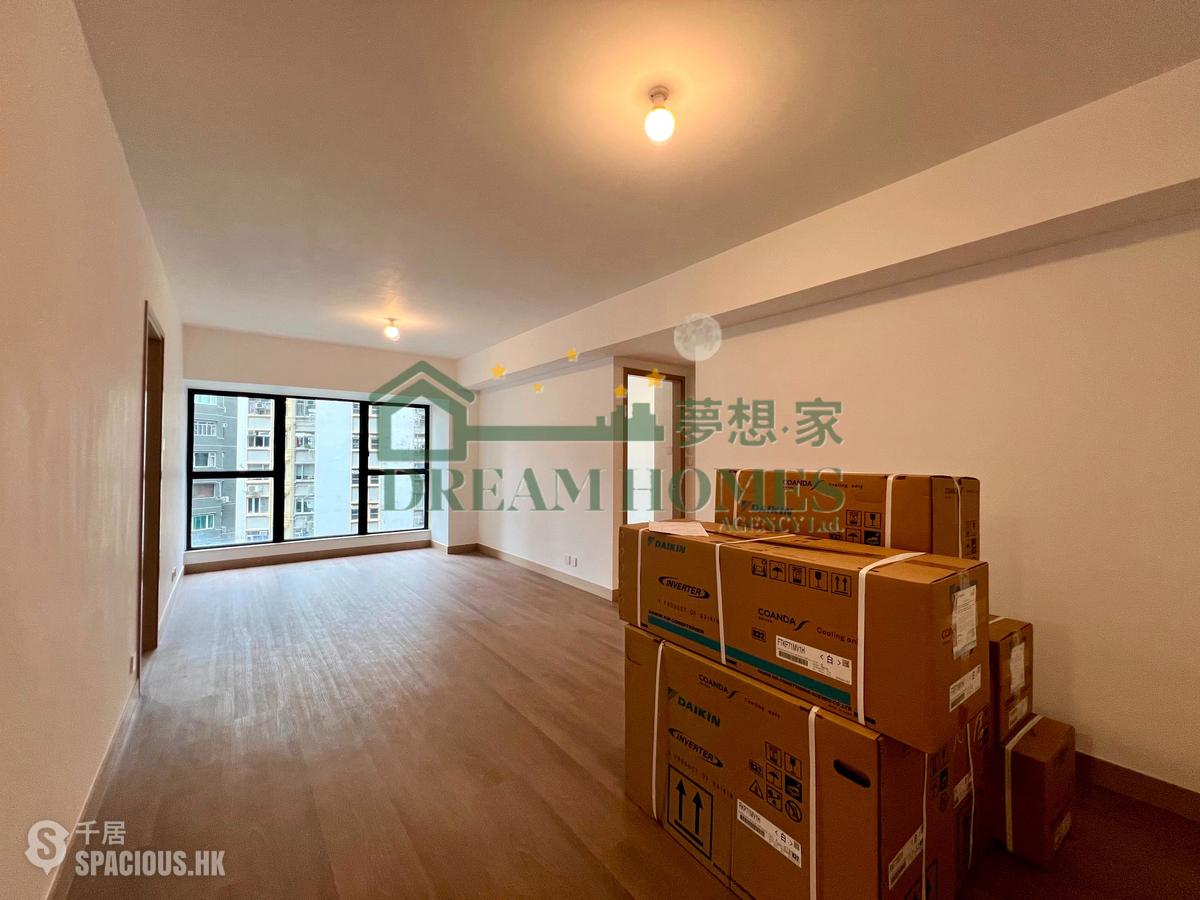 Mid Levels Central - 62B, Robinson Road 01