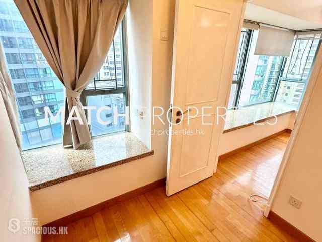 Sheung Wan - Queen's Terrace 05