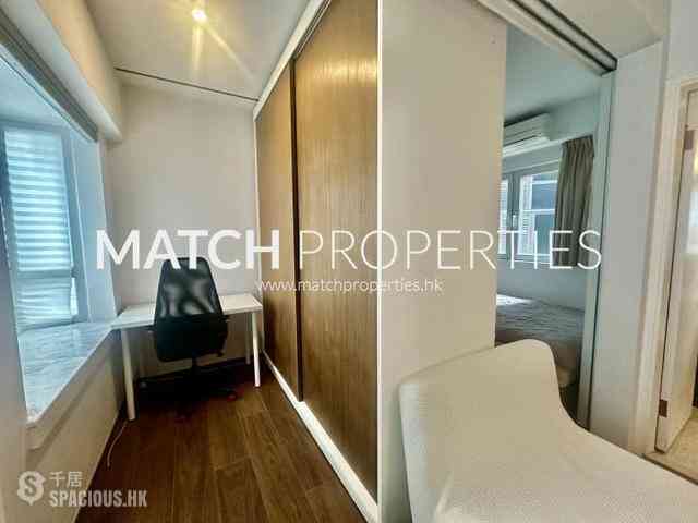 Mid Levels Central - Windsor Court 05