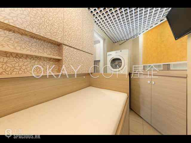 Tai Hang - The Signature 16
