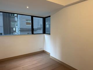 Mid Levels Central - 62B, Robinson Road 09