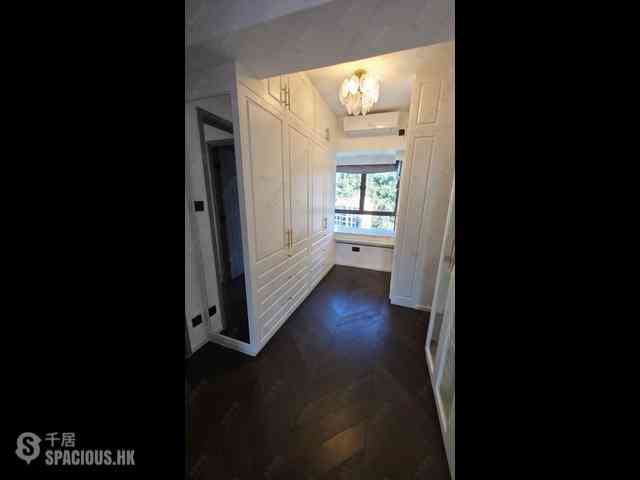 Mid Levels West - Dragonview Court 09