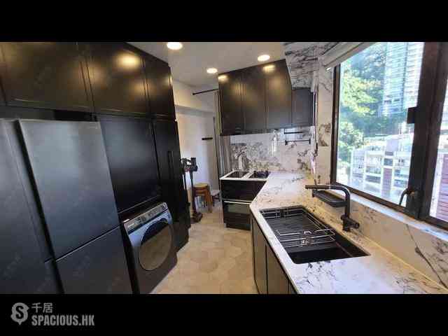 Mid Levels West - Dragonview Court 24