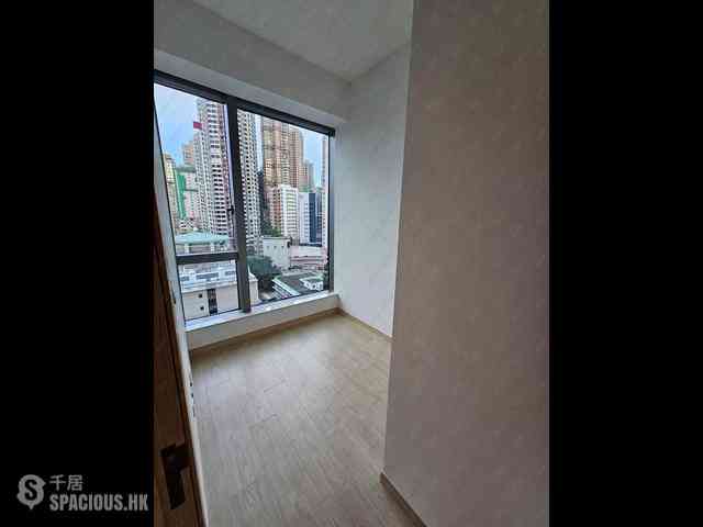 Sai Ying Pun - Upper Manor 04