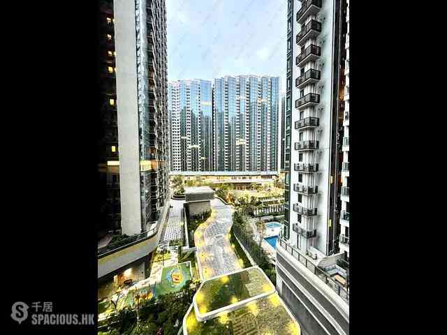 Wong Chuk Hang - The Southside Phase 1 Southland Tower 1B 02