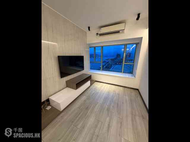 Tsim Sha Tsui - The Victoria Towers 04