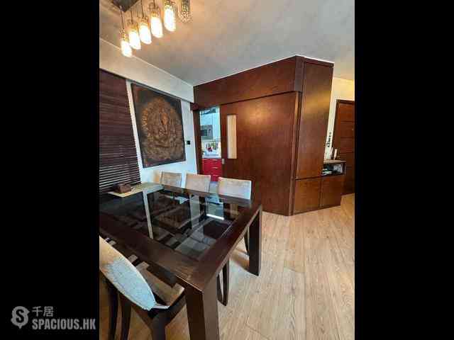 Mid Levels Central - Goldwin Heights 06
