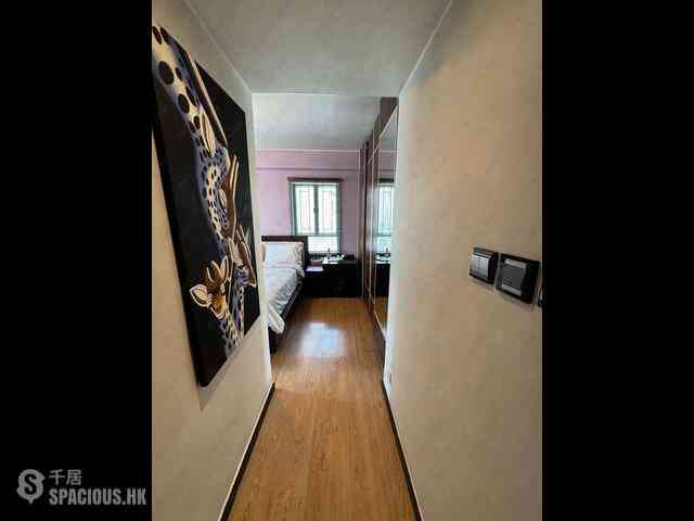 Mid Levels Central - Goldwin Heights 19
